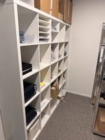 Grosses Büroregal / Ablageregal / Postfächerregal in Weiss