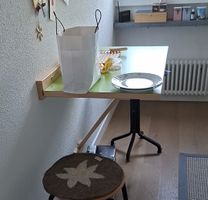Hochwertiger Holzklapptisch, Kunstharz beschichtet, kiwigrün