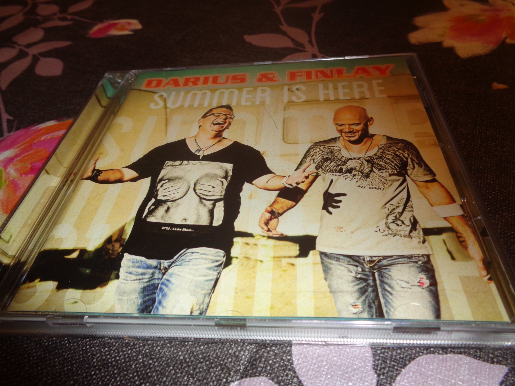 CD: Darius & Finlay - Summer is here CD – Usato da Olten venduto da Disc-Ausverkauf