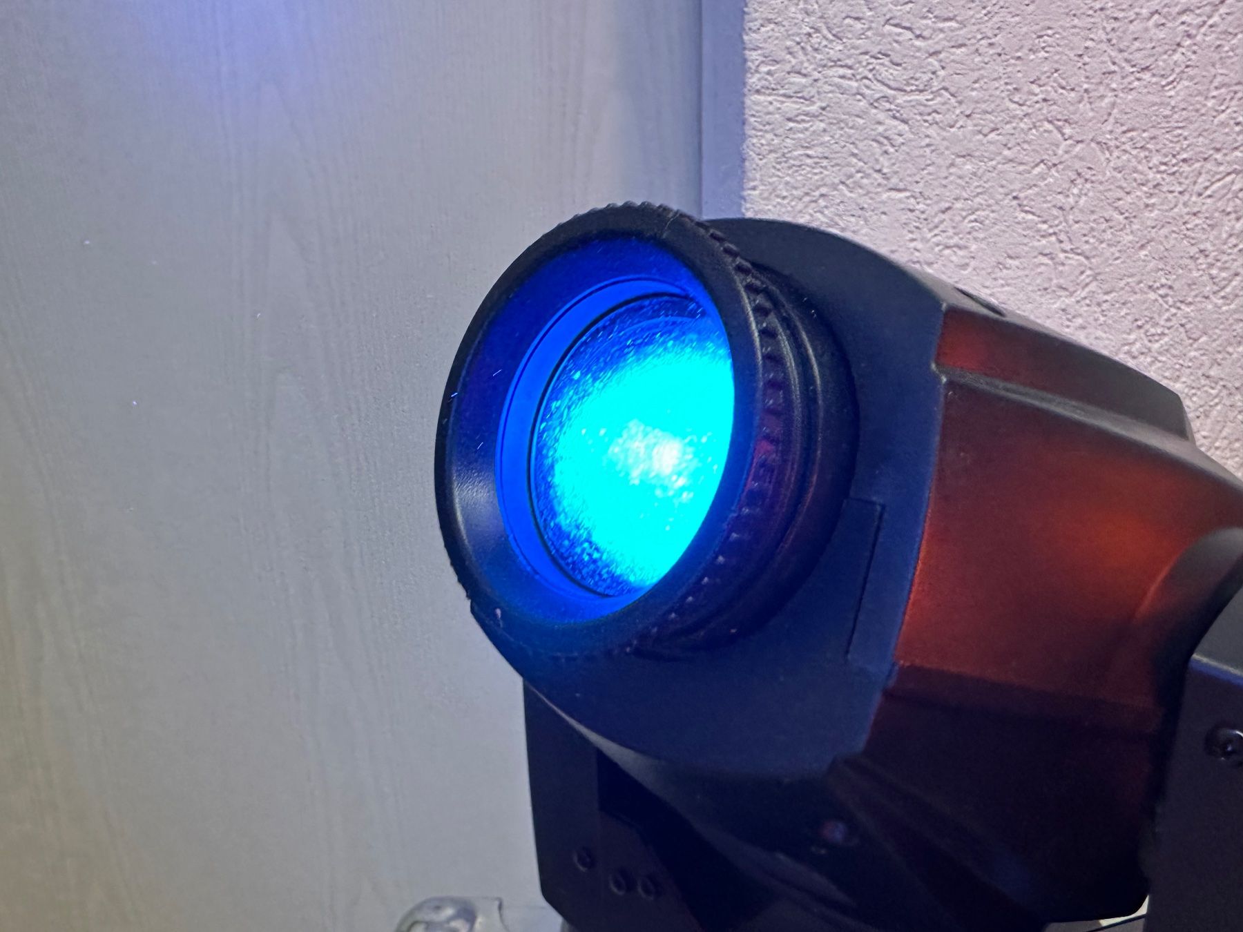 Showtec Lampes: 2x Showtec Phantom 50LED mit Case – D'occasion à Othmarsingen par Mira2020 2