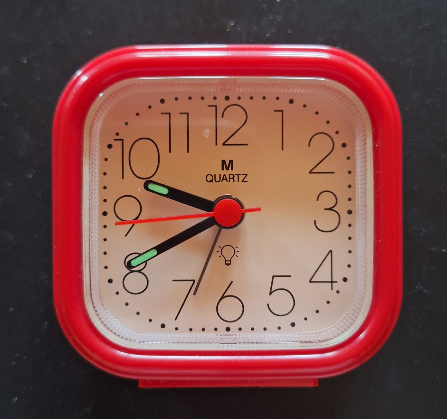 Sveglie: Wecker Quarz Analog rot – Usato da Opfikon venduto da Carslo5
