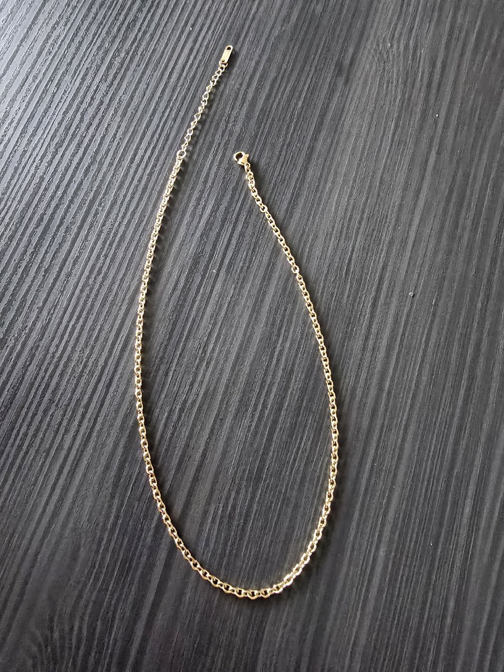 Catenine: Goldige Edelstahl Halskette  – Nuovo e nell'imballaggio originale da Rickenbach b. Wil venduto da Beautiful.Things