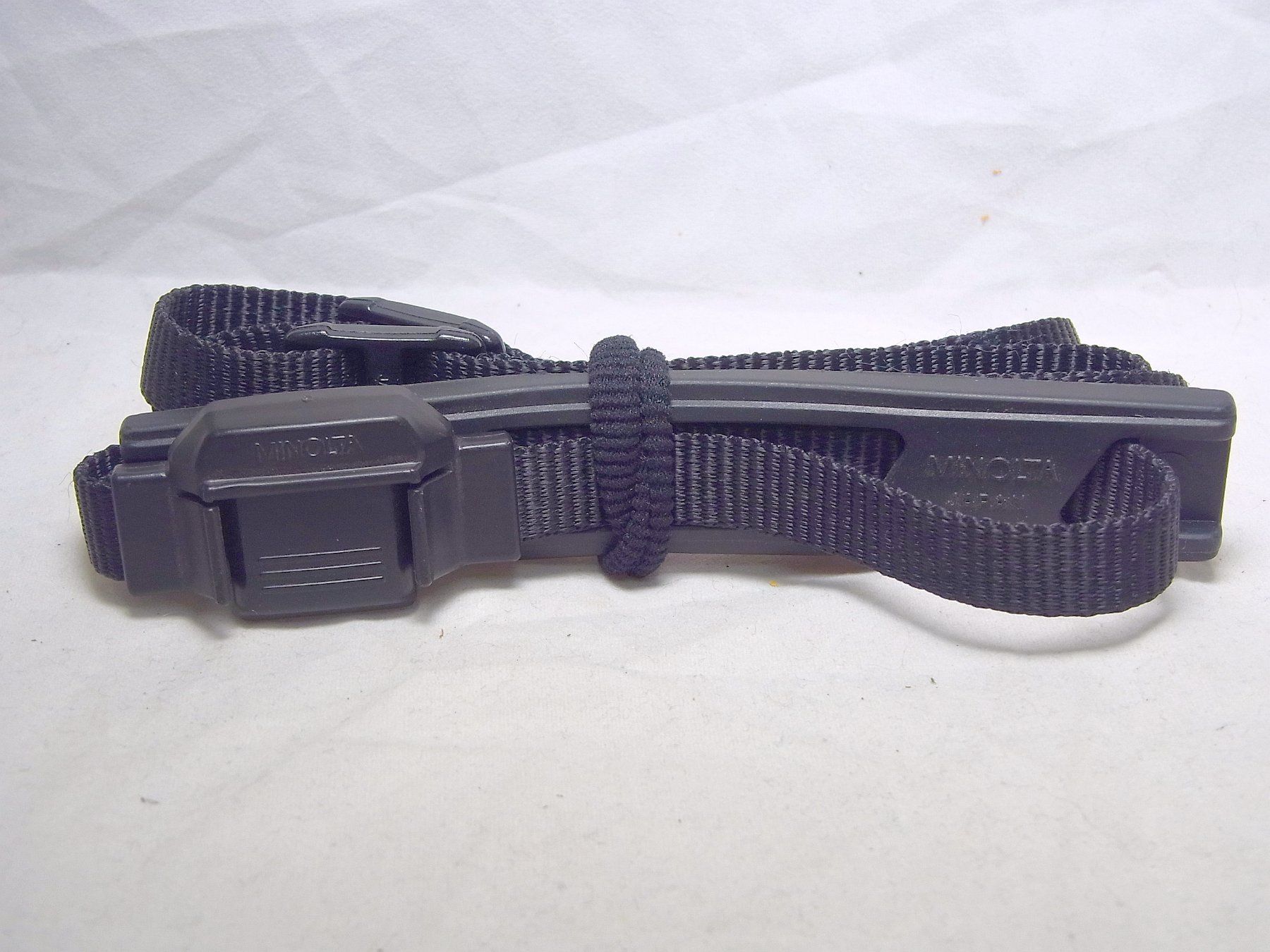 Autres accessoires: Original Minolta Kameragurt Neckstrap #v2 – Neuf (Voir description) à Dietikon par Baro4