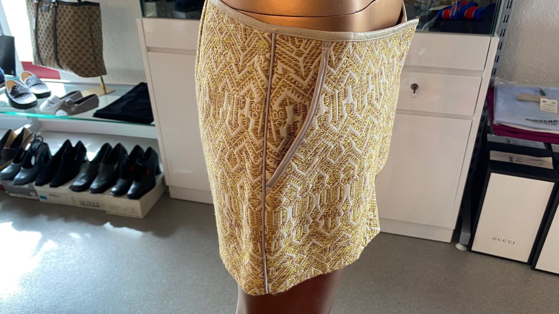 Pantaloni: Maison Scotch kurze Hose – Nuovo e nell'imballaggio originale da Lachen SZ venduto da HelvetiaLuxury 2