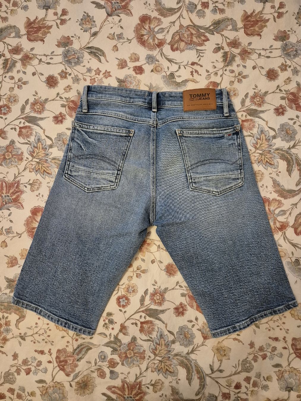 Tommy Hilfiger Jeans: Tommy Jeans Gr. 28 – Nuovo (secondo la descrizione) da Fraubrunnen venduto da randeem 3