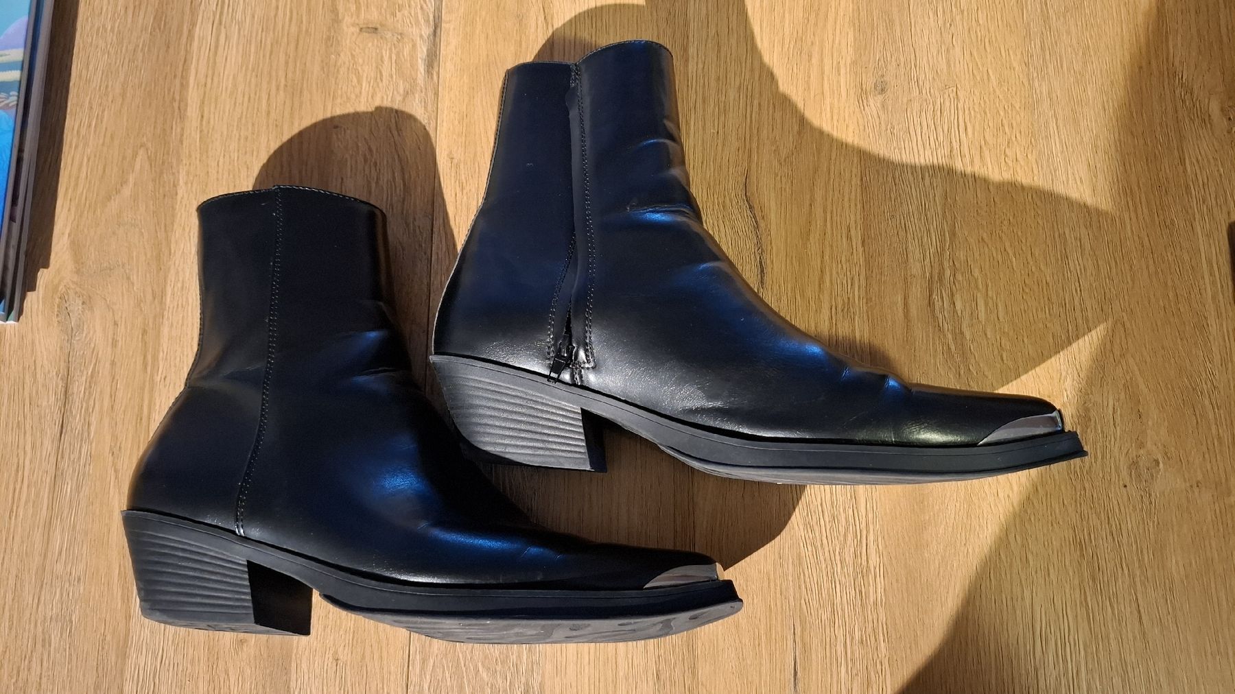 Bershka Scarpe da uomo: Herren Schuhe Bershk – Usato da Wolhusen venduto da Arminho09 1