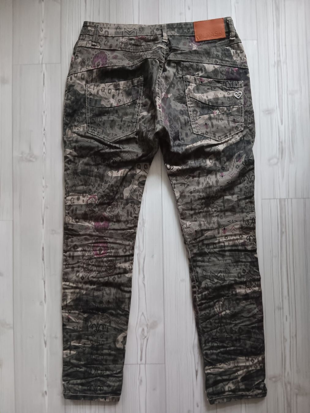 Please Jeans Jeans: PLEASE Jeans taille / Grosse S – Usato da Cossonay-ville venduto da Super-Price-Quality 5