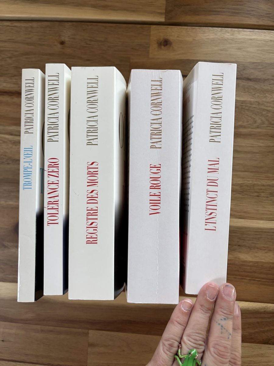 Livres: 5 Romans de Patricia Cornwell   – D'occasion à Crissier par Nouchki76 6