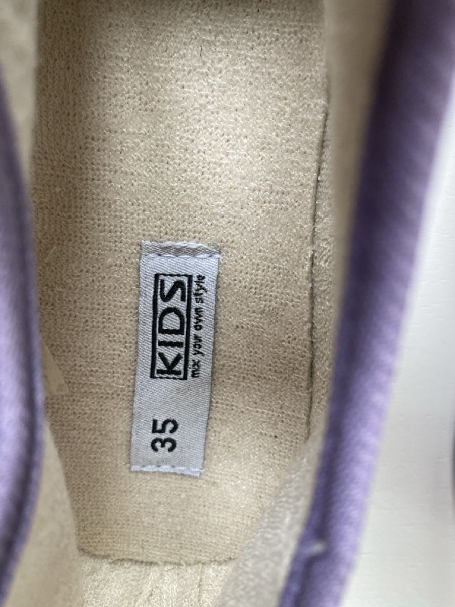 Schuhe für Mädchen: Finken in 35 – Neu (gemäss Beschreibung) aus Olten von Angisun 1
