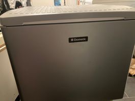 DOMETIC Absorberkühlbox 12V / 220V / Gas; 41l