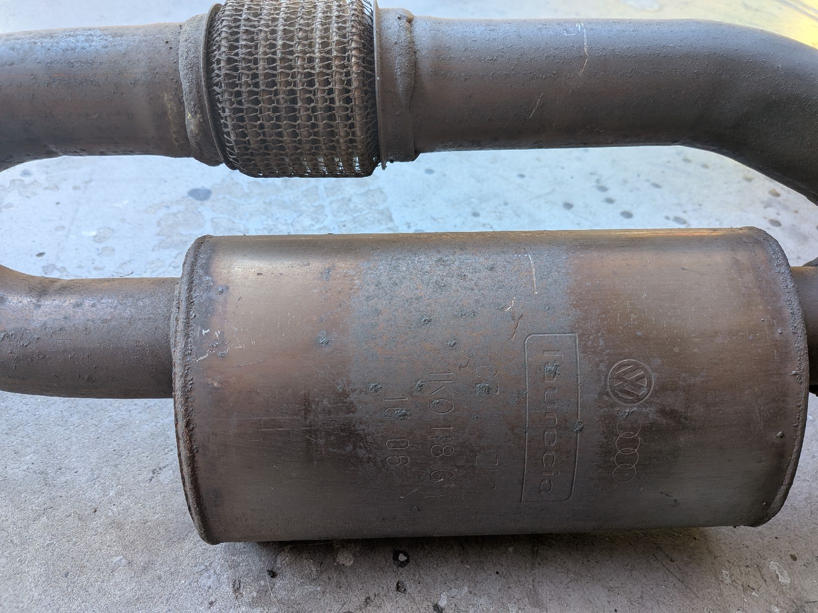 Audi Sistemi di scarico: Audi S3 8PA Downpipe Kat Original – Usato da Steinen venduto da cg55hm 1