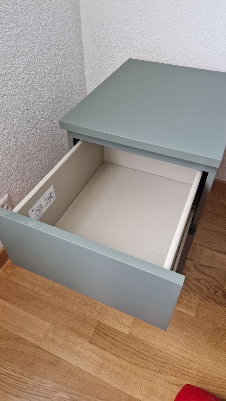 Ikea Comodini: Table de chevet MALM verte, 2 tiroirs – Usato da Biel/Bienne venduto da Boozook 2