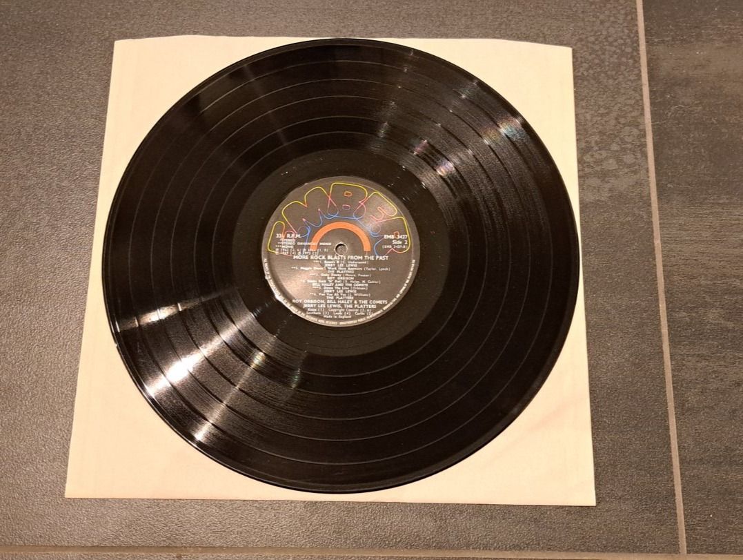 Dischi in vinile: Mor Rock Blasts Rock and Roll LP – Usato da Günsberg venduto da Fleder4 3