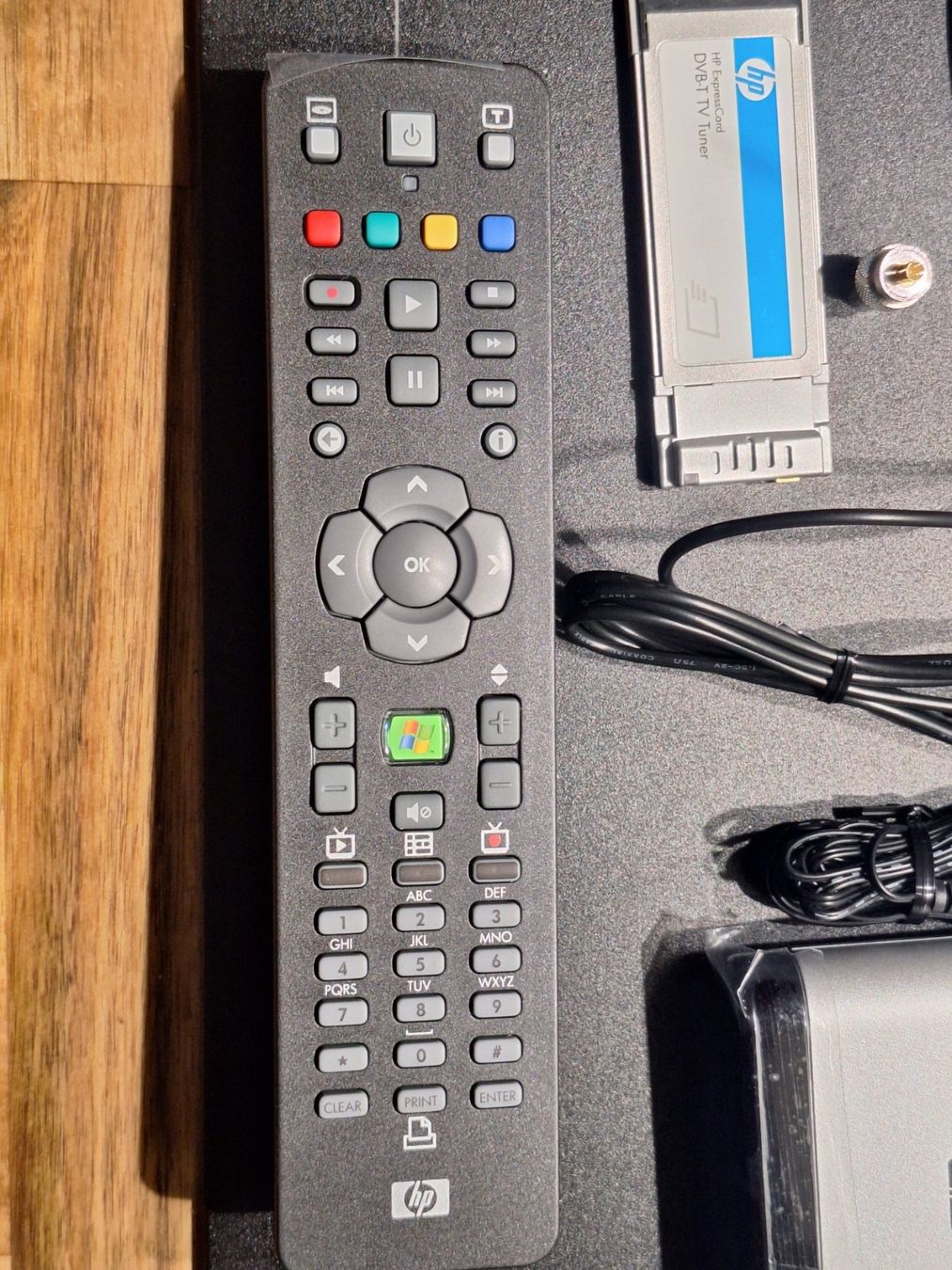 Ricevitori: HP Express Card DVB-T TV TUNER + accessoires – Usato da Chêne-Bougeries venduto da xchrysalide 5