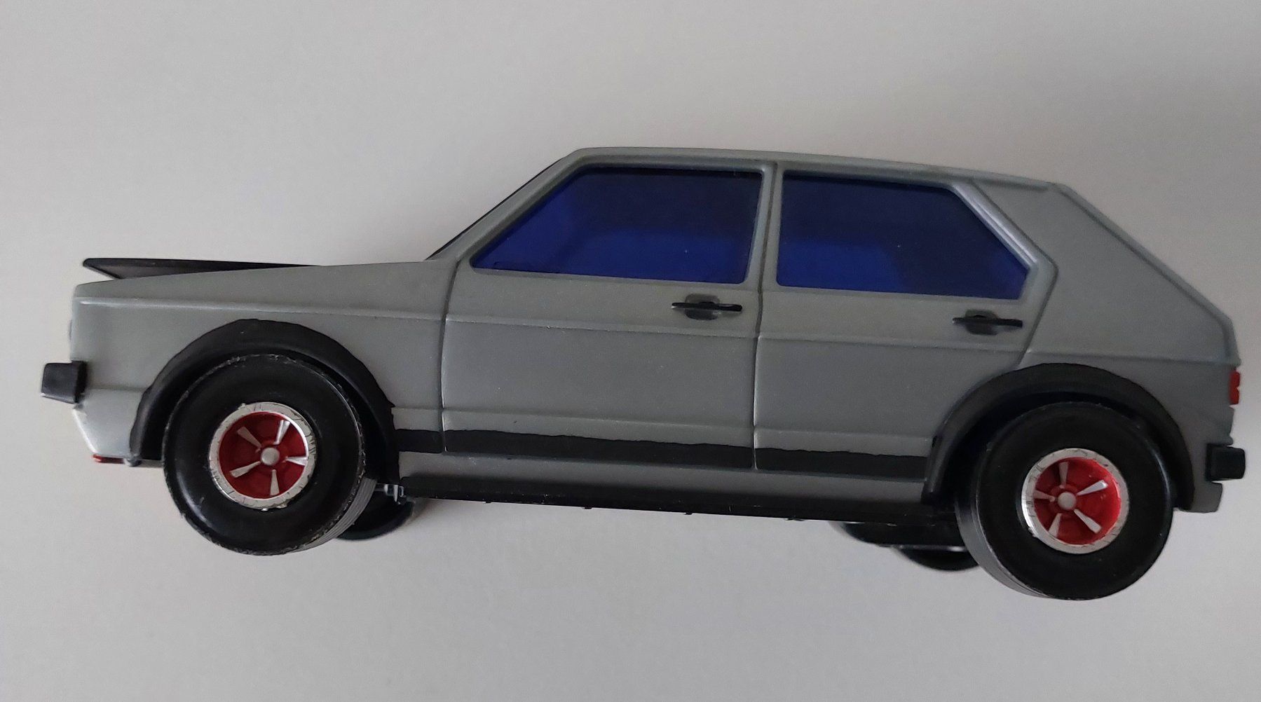 Volkswagen Modellini d'auto: VW GOLF 1/20 Modellauto – Usato da Schenkon venduto da TG10 6