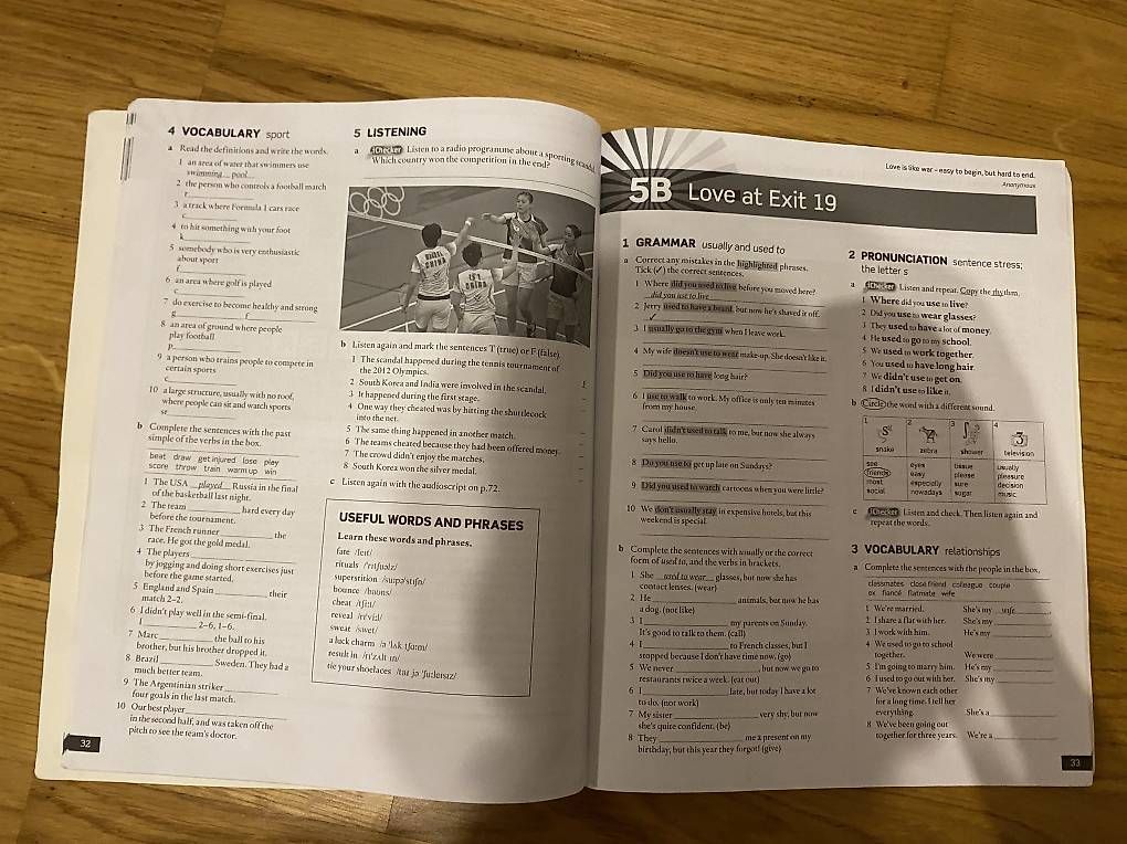 Libri: Englisch Grammatikbücher – Usato da Madiswil venduto da jlb_9dnq 2