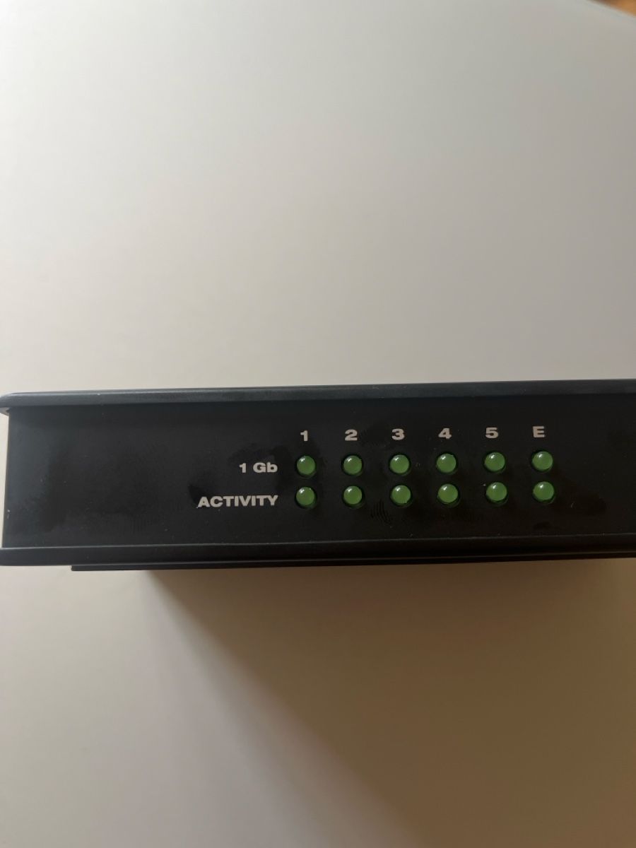 Studioequipment: Motu AVB Switch – Gebraucht aus Bern von MelMercury 1