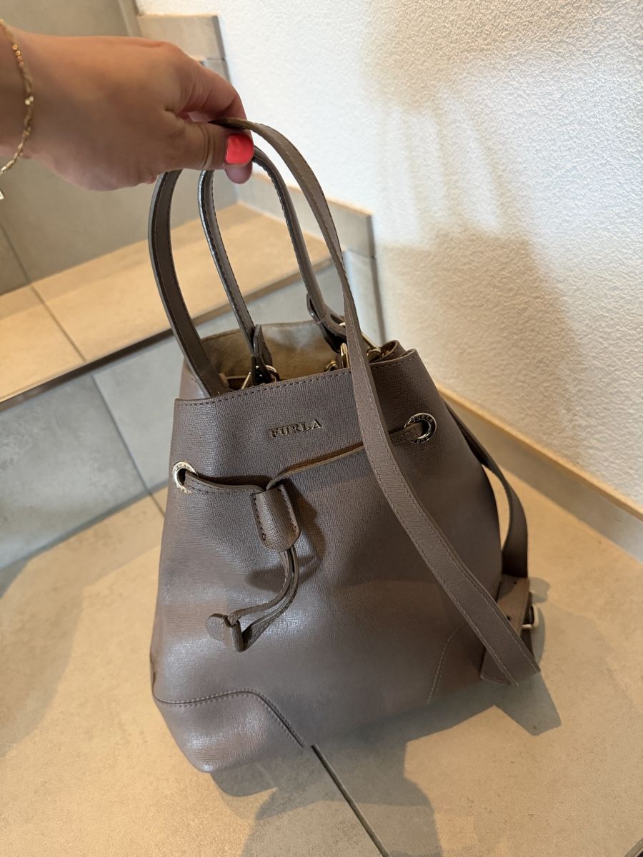Furla Borse da donna: FURLA Leder Handtasche beige – Nuovo (secondo la descrizione) da Erlinsbach SO venduto da Veelvet42