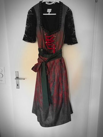 Dirndl  Melega rot schwarz Grösse 38 , wie neu