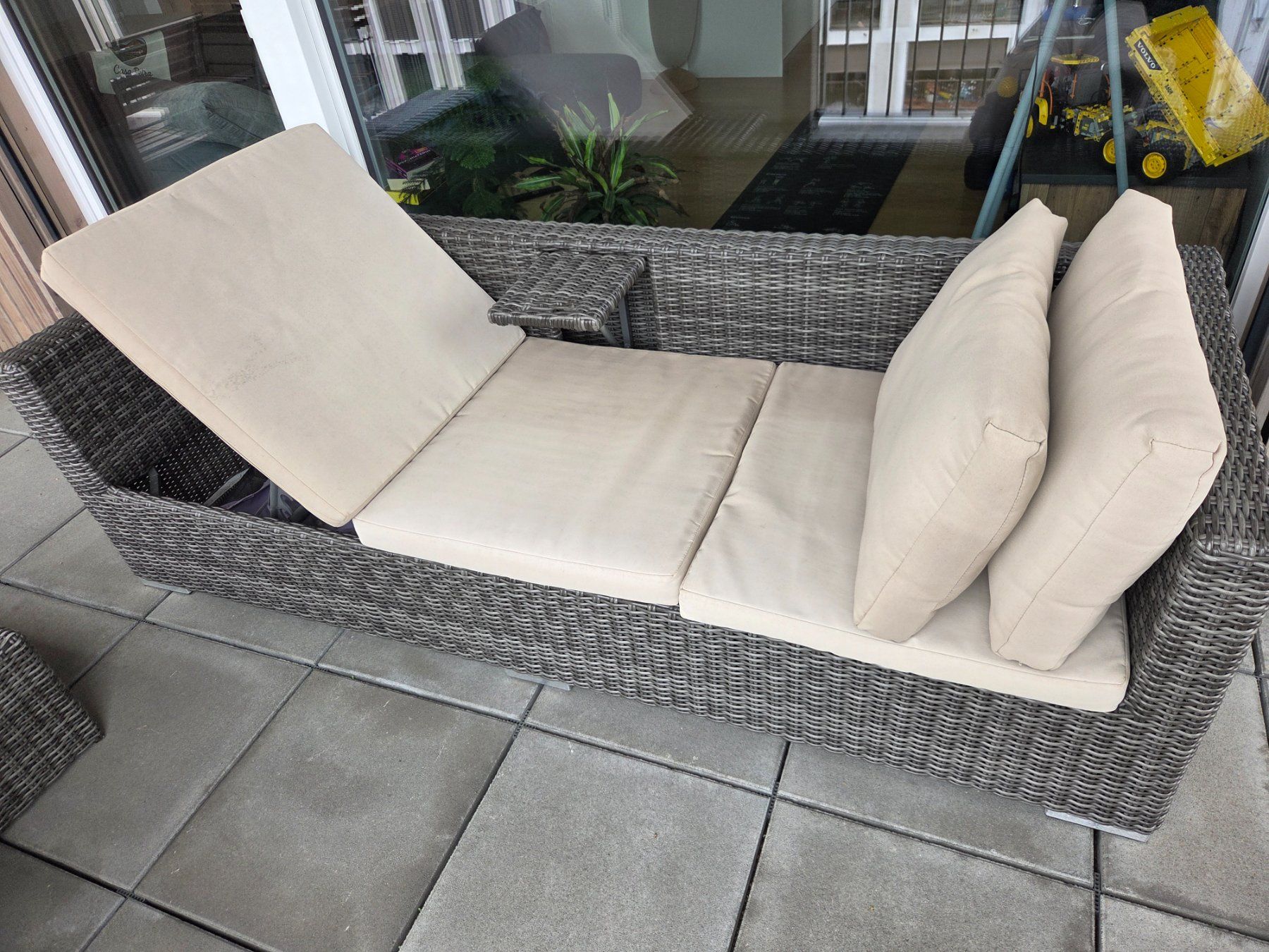 Divani: Rattan Lounge Set – Usato da Lenzburg venduto da sev_8vmt 2