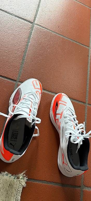 Herrenschuhe: Scarpe ginnastica  – Neu und originalverpackt aus Agno von chg_82vs
