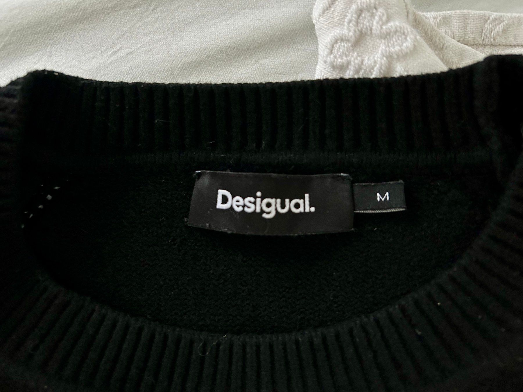 Desigual Maglioni & Felpe: DESIGUAL Strickpullover Pulli Pullover, M 38, schwarz – Usato da Zürich venduto da DepotCharity 1