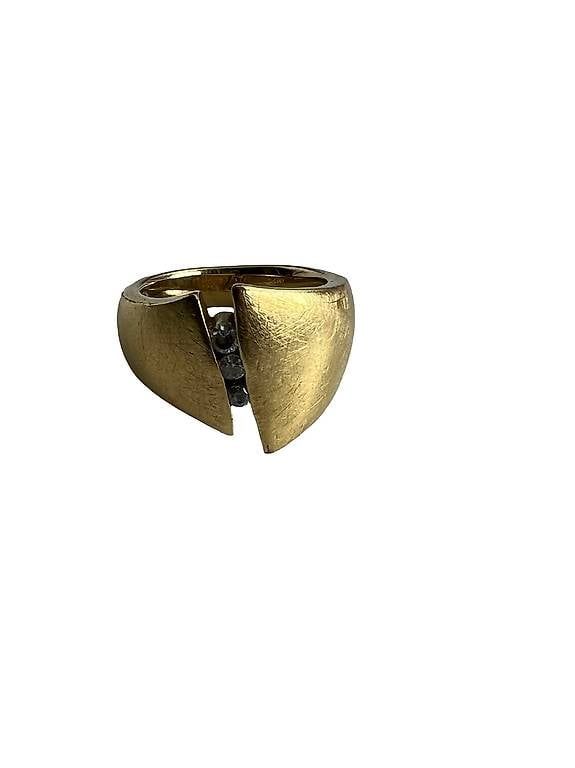Bagues:  Goldfarbener Statement-Ring mit 3 Steinen  modernes Design – D'occasion à Egerkingen par mel_gyl6