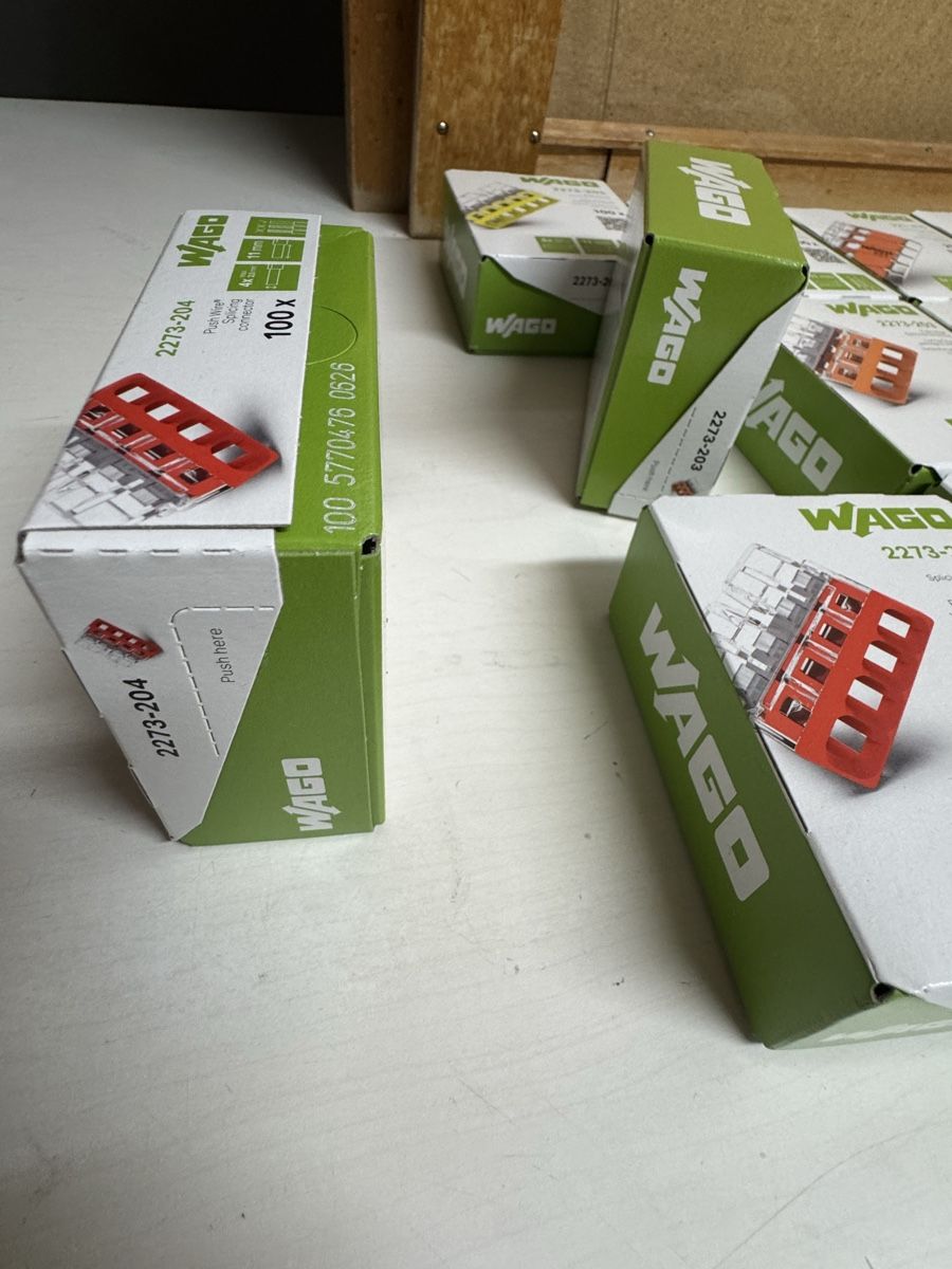 Wago Componenti elettronici: Wago Klemmen diverse neu – Nuovo e nell'imballaggio originale da Zürich venduto da papaplatte 3