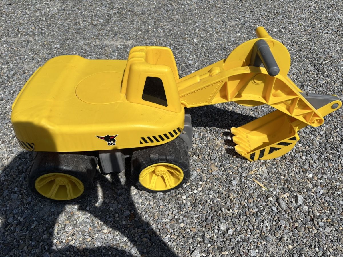 Sabbiera per bambini: Kinder Bagger BIG gelb guter Zustand – Usato da Herisau venduto da NathalieCip