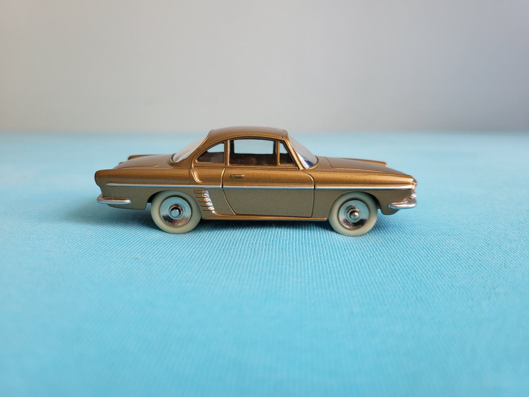 Renault Modellautos: Renault Floride, Dinky Toys – Neu (gemäss Beschreibung) aus Glattbrugg von PhilKrill 2