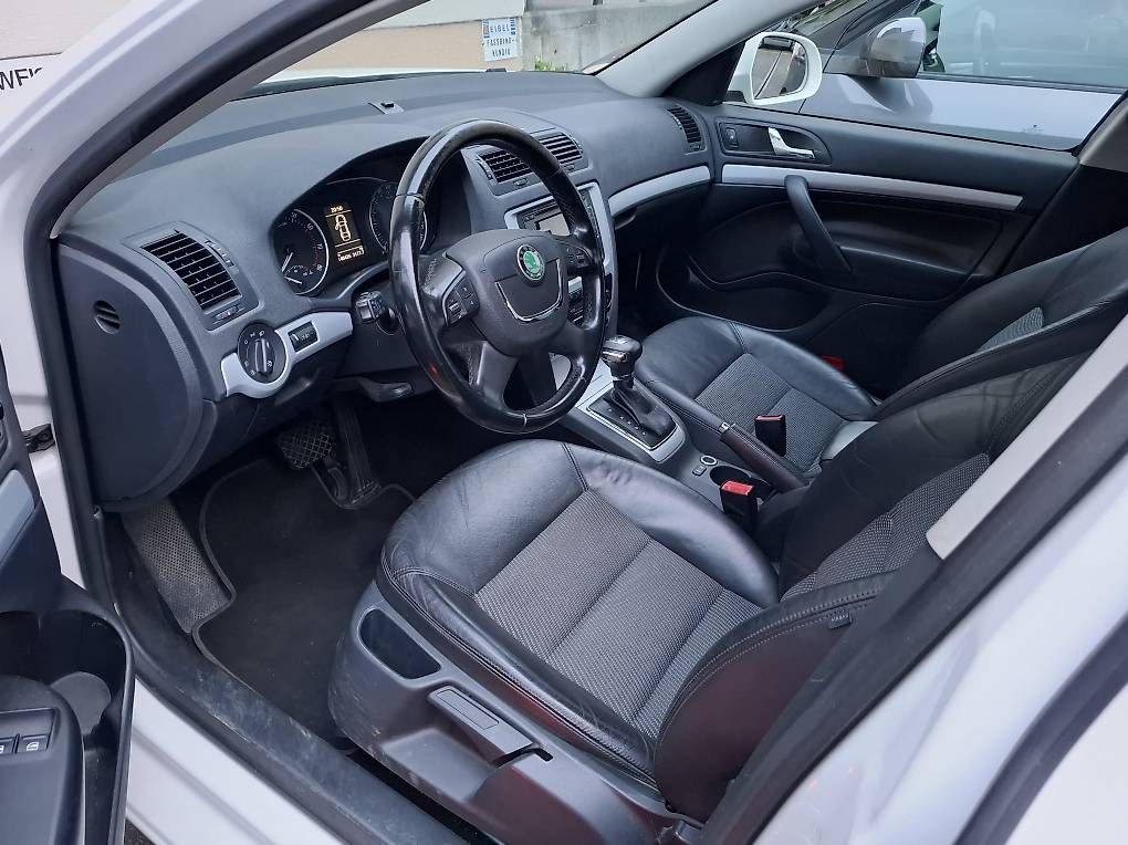 Autos: Skoda Oktavia 1.2 TSI -- frisch ab MFK -- – Gebraucht aus Schwyz von BIELEA5 1