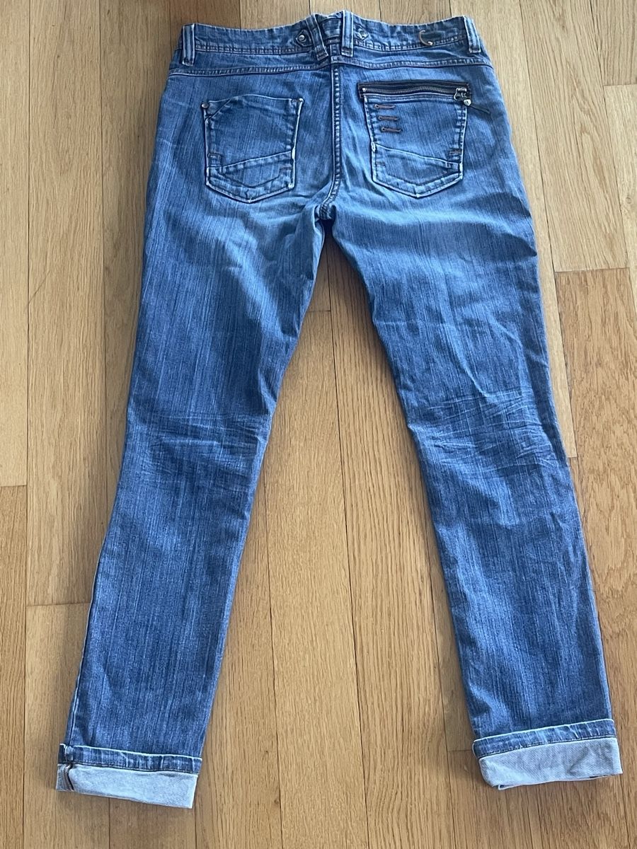 Pantaloni: Jeans, Gr. 32/34, hellblau, Sommer-Look, bequem – Usato da Obernau venduto da Andypsilon70 1