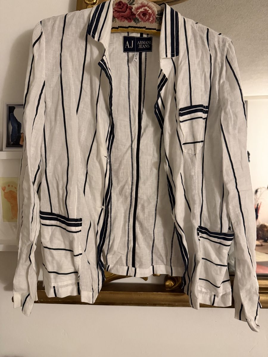 Armani Giacche: Blazer Armani Jeans 100% Leinen – Usato da Jona venduto da HappyHappyHappyHappy