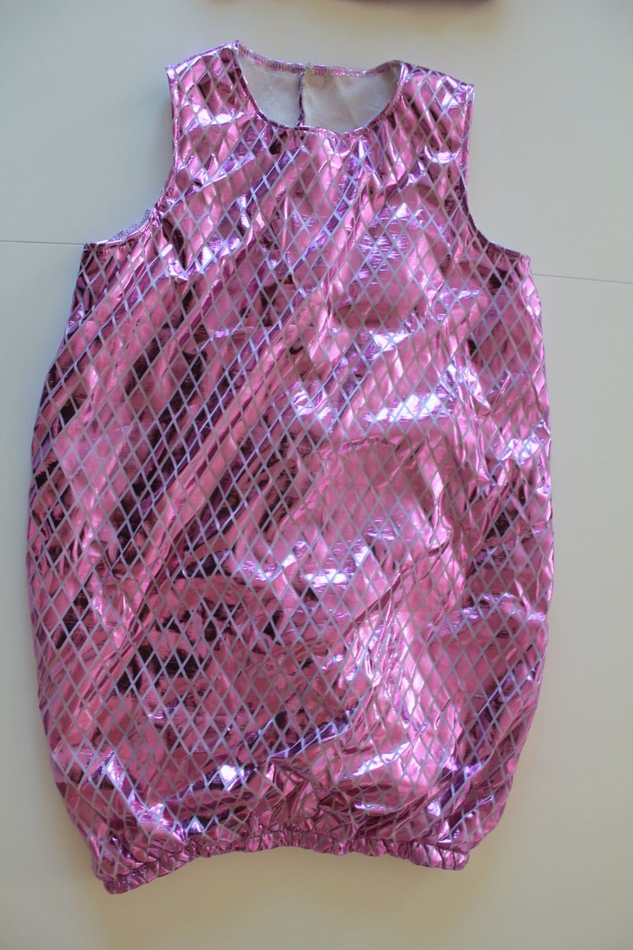 Costumi: Costume de monstre t. env. 8-10 ans – Usato da Peseux venduto da CoolShoping 4