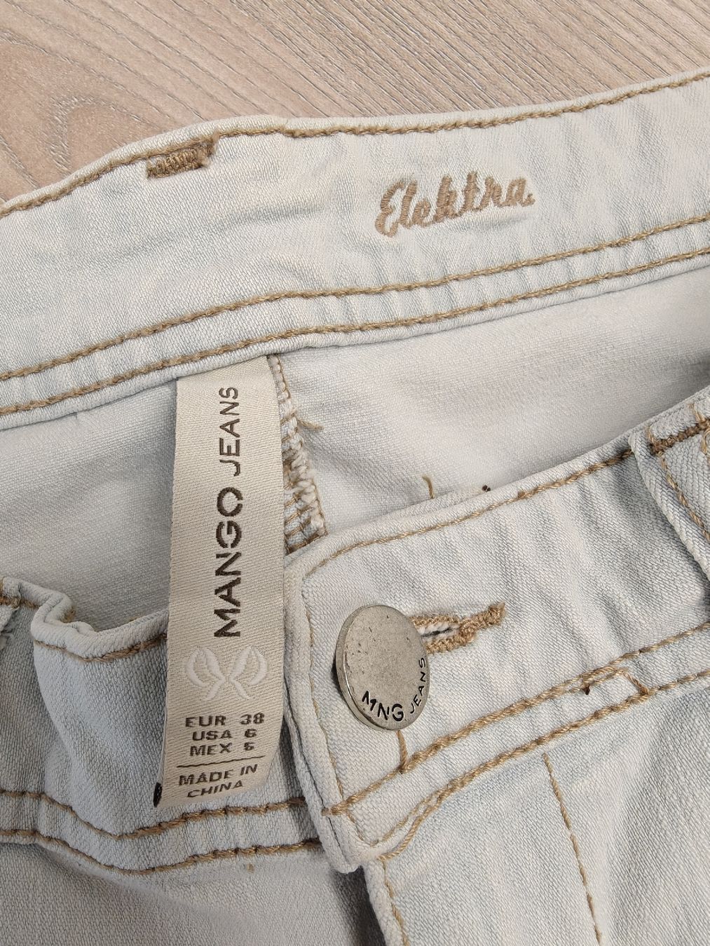Mango Jeans: Mango Jeans - Hellblau - Gr. 38 – Usato da Winterthur venduto da Dana_33 2