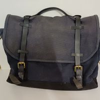 Sac Messager en Toile Bleue et Cuir Noir!