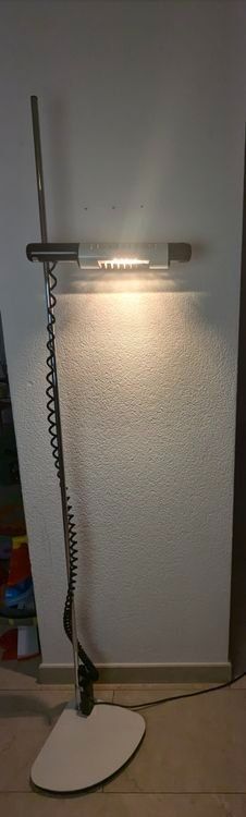 Regent Lampade: Vintage REGENT Halogena Floor Lamp Postmodern Minimalist – Usato da Basel venduto da lilavintage 2