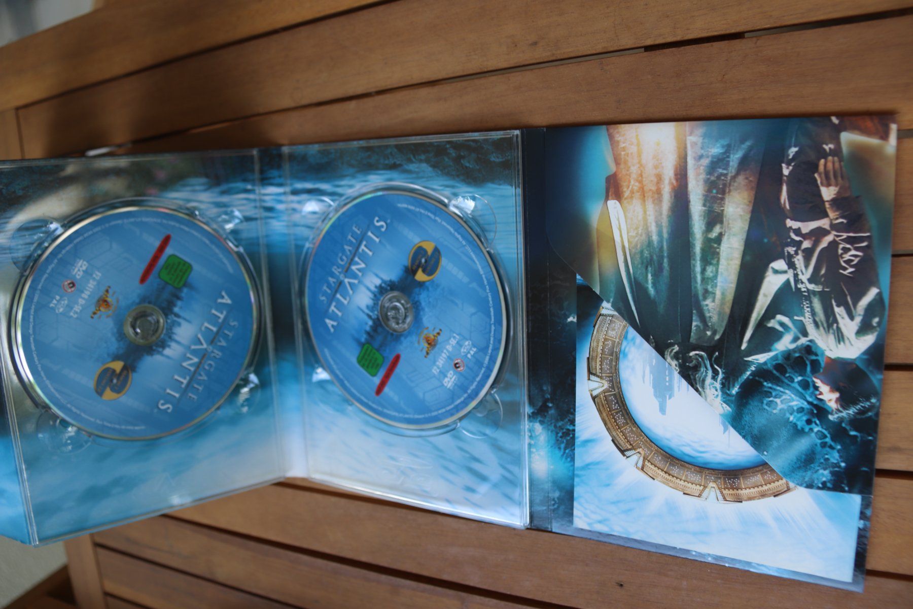 Alle DVDs: Stargate Atlantis Season 2 – Gebraucht aus Glattfelden von Sirax 6