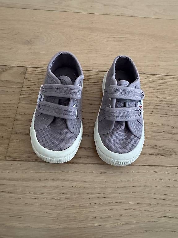 Scarpe per ragazzi: Superga enfant – Usato da Genève venduto da hya_ccc8