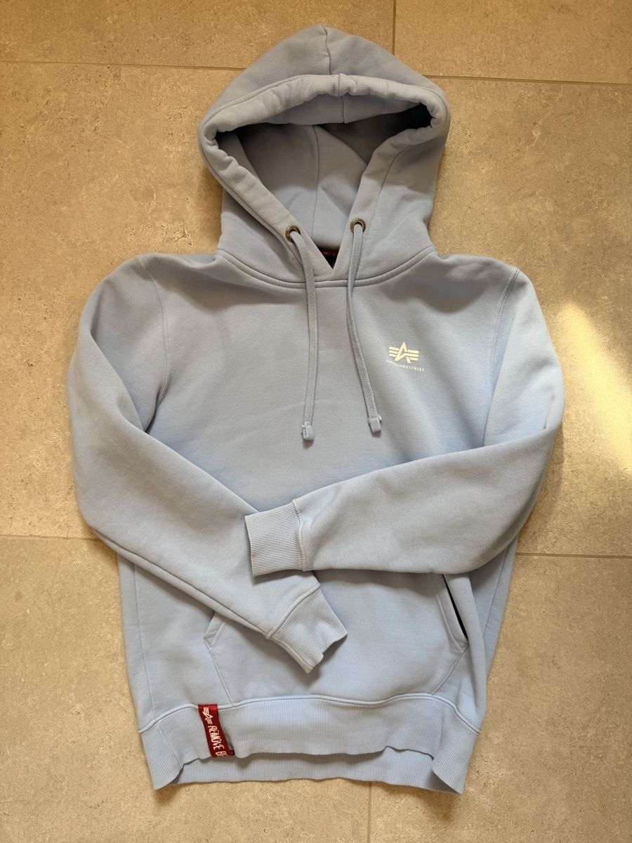 Alpha Industries Pullover & Sweatshirts: Alpha Industries Hoodie Hellblau – Neu (gemäss Beschreibung) aus Volketswil von ina_pa 1