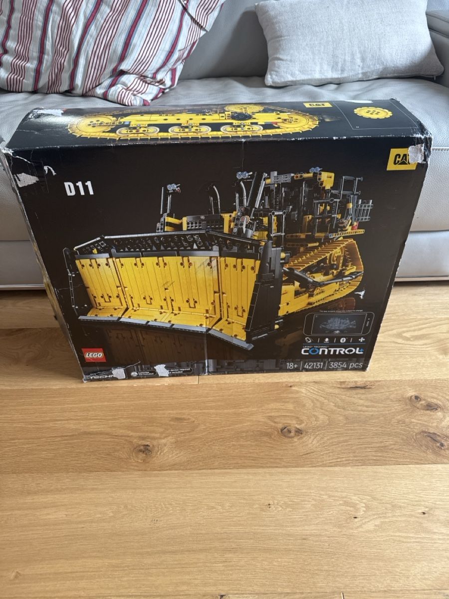Lego Kit di costruzioni: CAT D11 – Nuovo (secondo la descrizione) da Wikon venduto da rob_x7gh 3