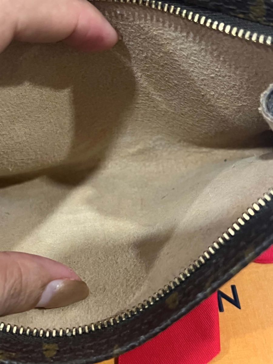 Louis Vuitton Sacs: Louis Vuitton toiletry pouch – D'occasion à Widnau par Pukpan_99 4