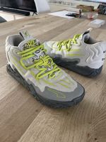 Basketballschuhe Grösse 40 weiss grau gelb NEU