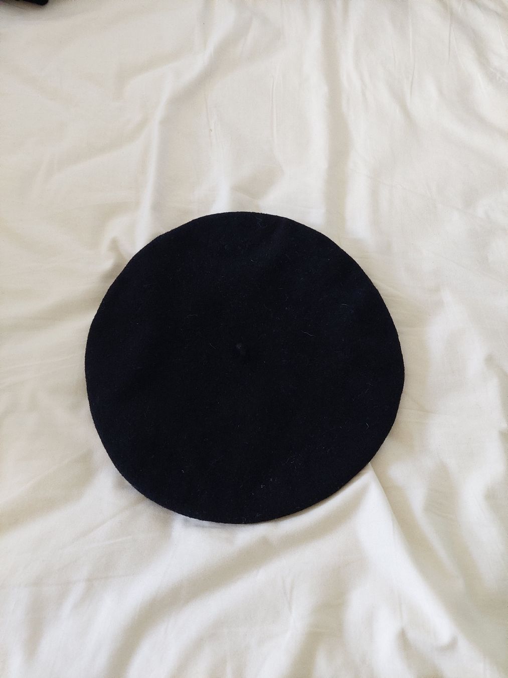 Copricapi, berretti & cappellini: Vintage Basque Beret - Classic Style, Impeccable Quality – Usato da Grandvaux venduto da Larocheturpin 1