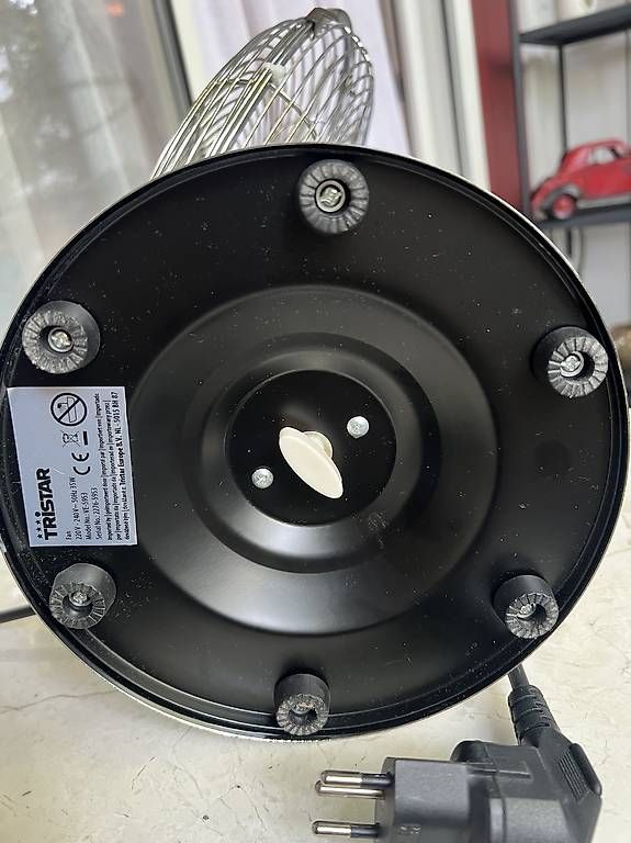 Ventilatoren: TRISTAR Tischventilator 58.6 dB, Durchmesser 30cm Silber – Gebraucht aus zürich von f_p 4