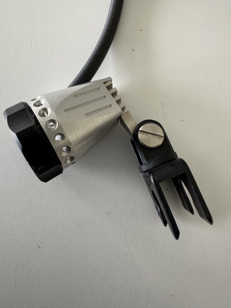 Lampade: SurgiTel Eclipse Lampe mit Ladegerät – Usato da Bettlach venduto da lailalaska 1
