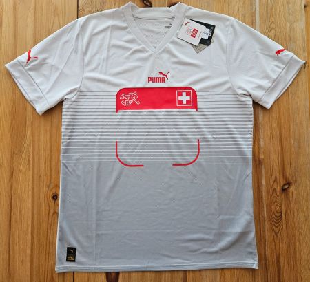 Trikot Schweiz Puma NEU Grösse L Schweizer Fussball Nati
