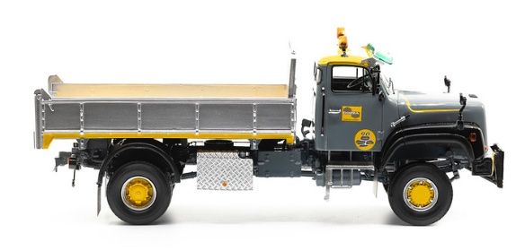 Saurer Modellini d'auto: Saurer D 330 B  Kipper Dozza ACE 1:43 – Nuovo e nell'imballaggio originale da Luzern venduto da aa43modelcars-Luzern 5