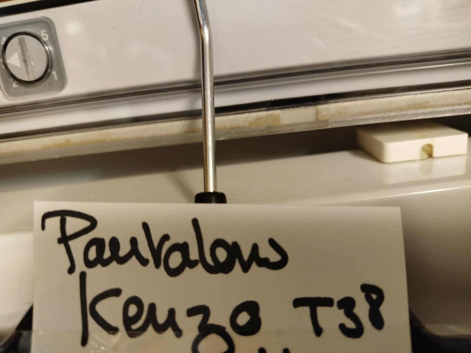 Kenzo Pantaloni: Pantalon KENZO – Usato da La Chaux-de-Fonds venduto da Emmaus2300CDF 7