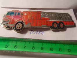 1 Grosser Feuerwehr Auto Pin (D158)